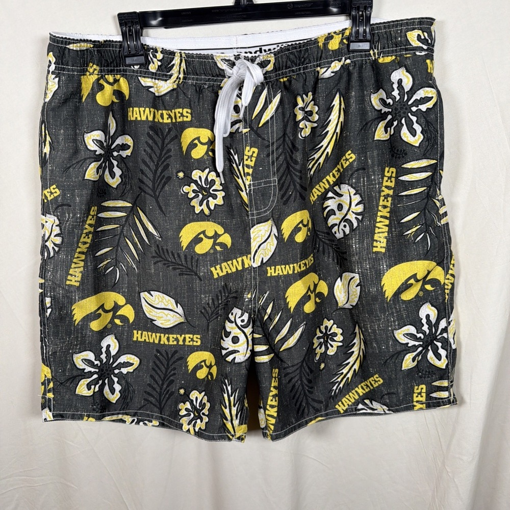 Wes & Willy Iowa Hawkeyes Swim Trunks Mens XXL Hawaiian Floral Black Yellow